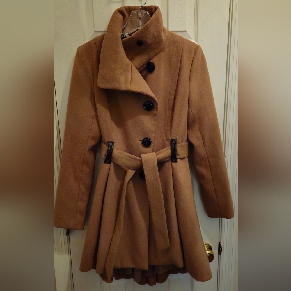 Steve Madden Tan High-Low, Skirted Hem Trench Coat - Size - Small - Picture 3 of 13